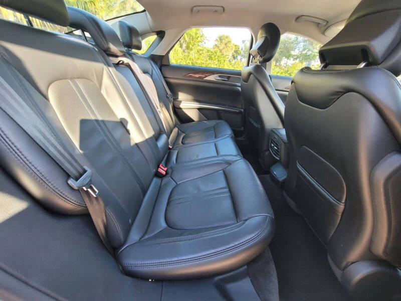 2015 Lincoln MKZ Hybrid