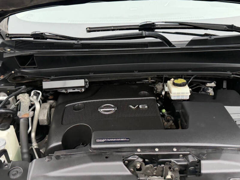 2014 Nissan Pathfinder Platinum