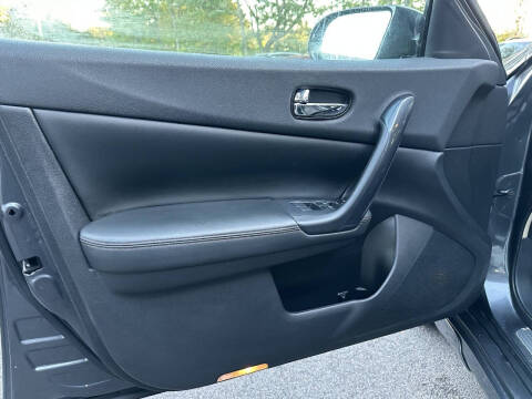 2012 Nissan Maxima 3.5 SV