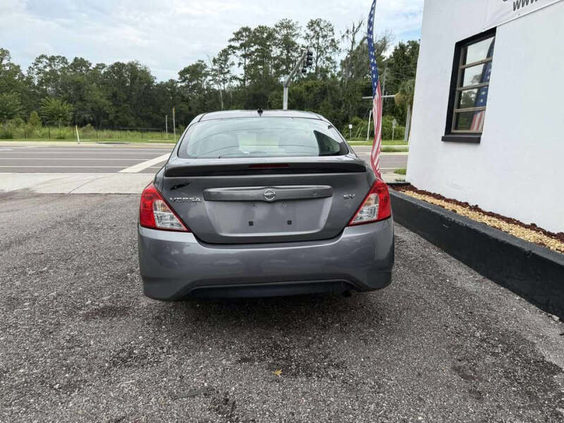 2017 Nissan Versa