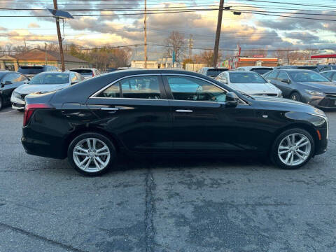 2023 Cadillac CT4 Luxury