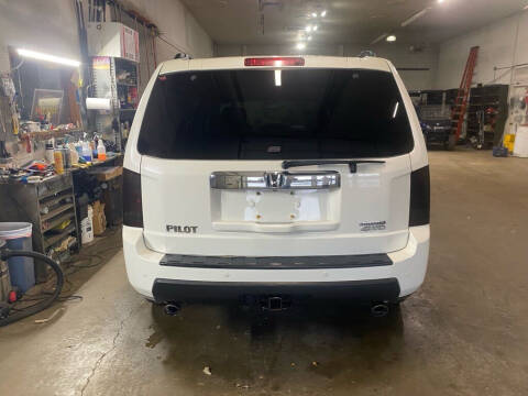 2011 Honda Pilot for sale at Doug Dawson Motor Sales in Mount Sterling KY