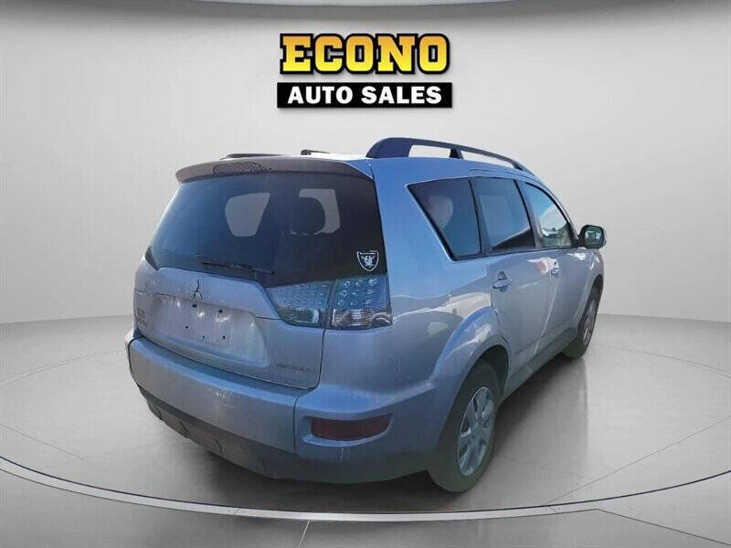 2012 Mitsubishi Outlander ES