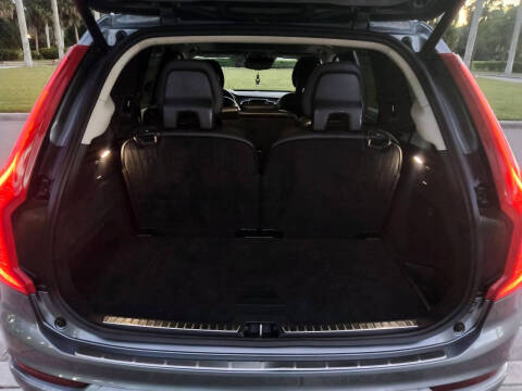 2020 Volvo XC90 T5 Momentum