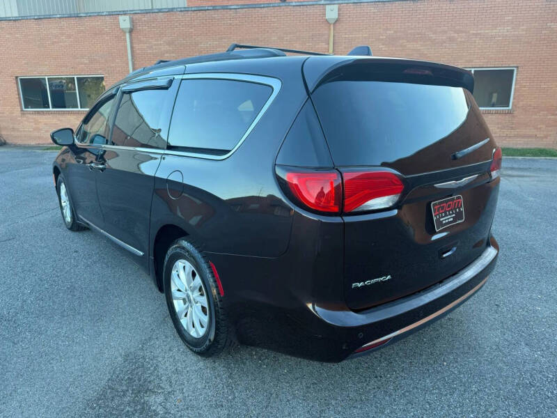 2017 Chrysler Pacifica