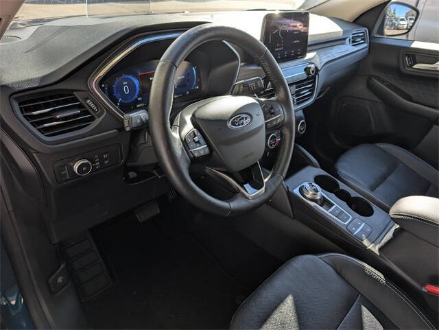 2020 Ford Escape Titanium