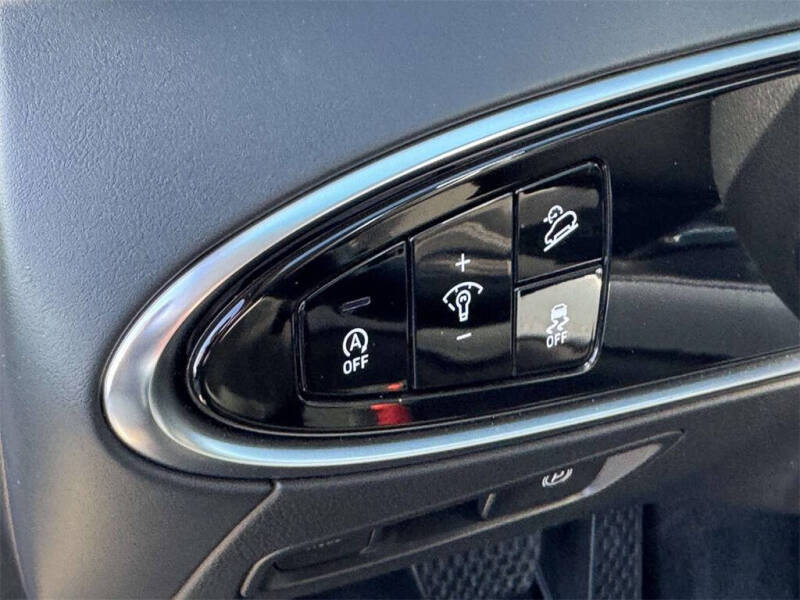 2023 Genesis GV70 2.5T Standard