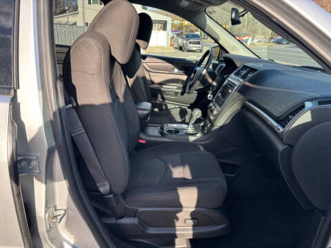 2015 GMC Acadia SLE-2