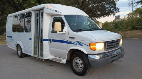 2006 Ford E-Series for sale at 210 Auto Center in San Antonio TX