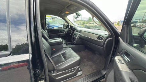 2011 Chevrolet Avalanche LT