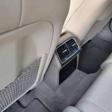 2012 Audi A4 2.0T quattro Premium Plus