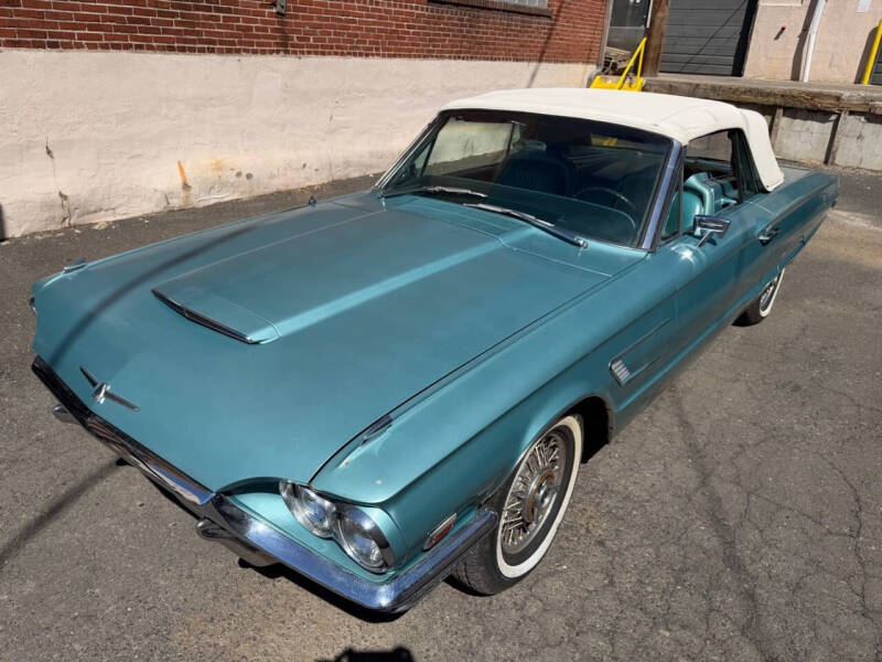 1965 Ford Thunderbird