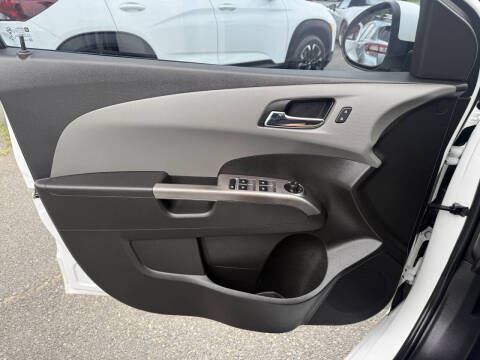 2017 Chevrolet Sonic Premier Auto