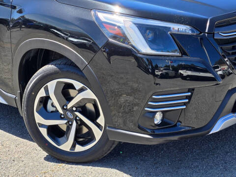 2023 Subaru Forester Touring