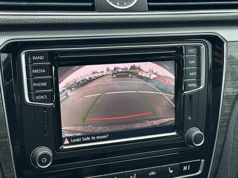 2016 Volkswagen Passat