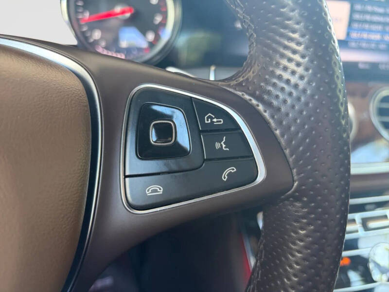 2017 Mercedes-Benz E-Class E 300 4MATIC