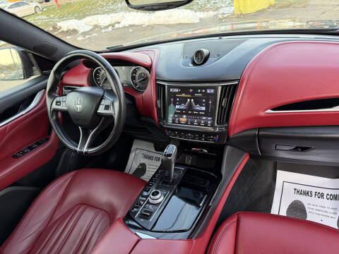 2021 Maserati Levante