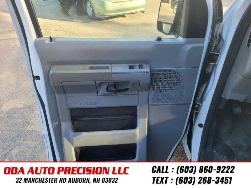 2013 Ford E-Series E-350 SD