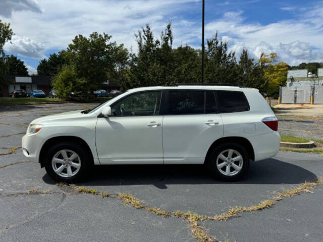 2009 Toyota Highlander for sale at Aragon Trucks & Auto Sales LLC in Gainesville, GA