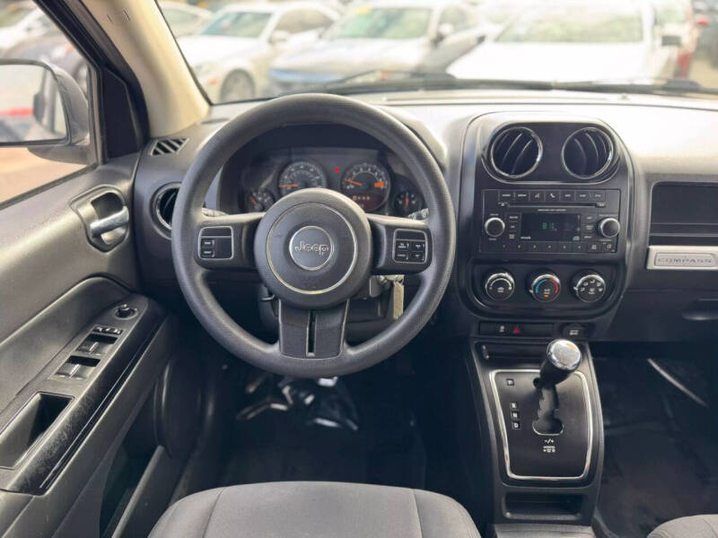 2016 Jeep Compass Sport