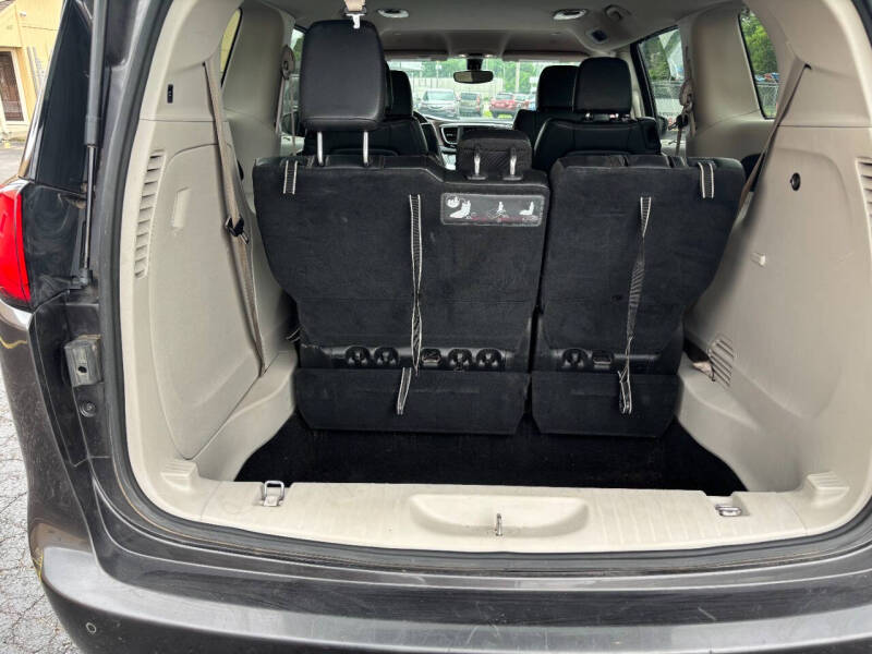 2018 Chrysler Pacifica Touring L
