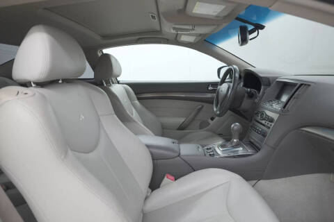 2011 Infiniti G37 Coupe x