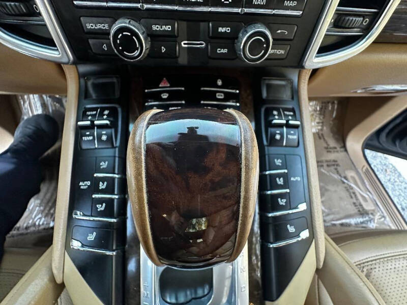 2013 Porsche Cayenne
