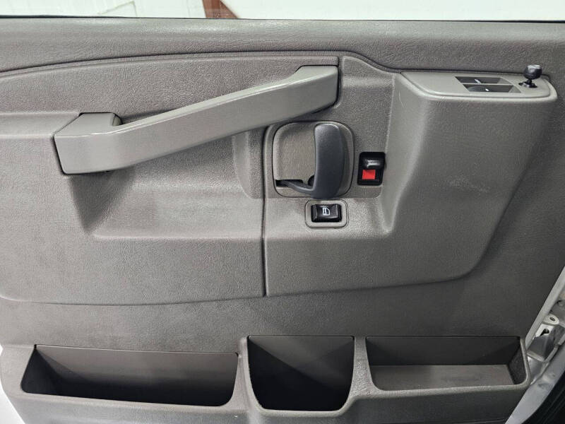 2018 GMC Savana 2500