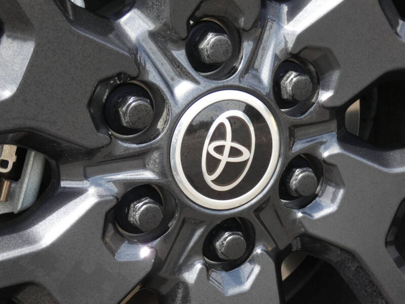 2024 Toyota Tundra Platinum HV