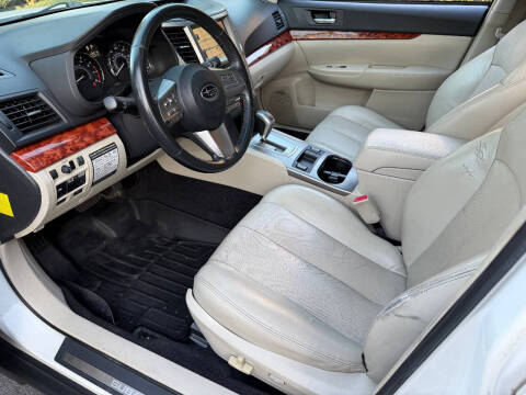 2010 Subaru Outback 2.5i Limited