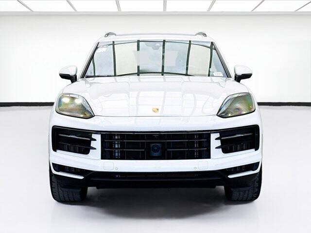 2024 Porsche Cayenne