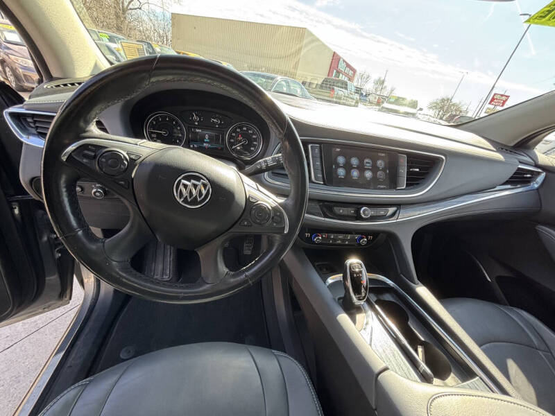 2019 Buick Enclave Essence