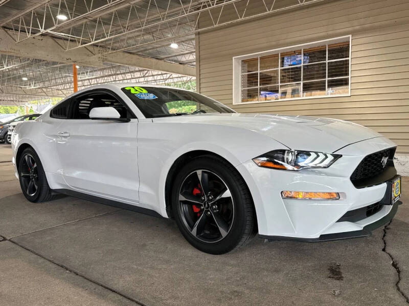 2020 Ford Mustang EcoBoost