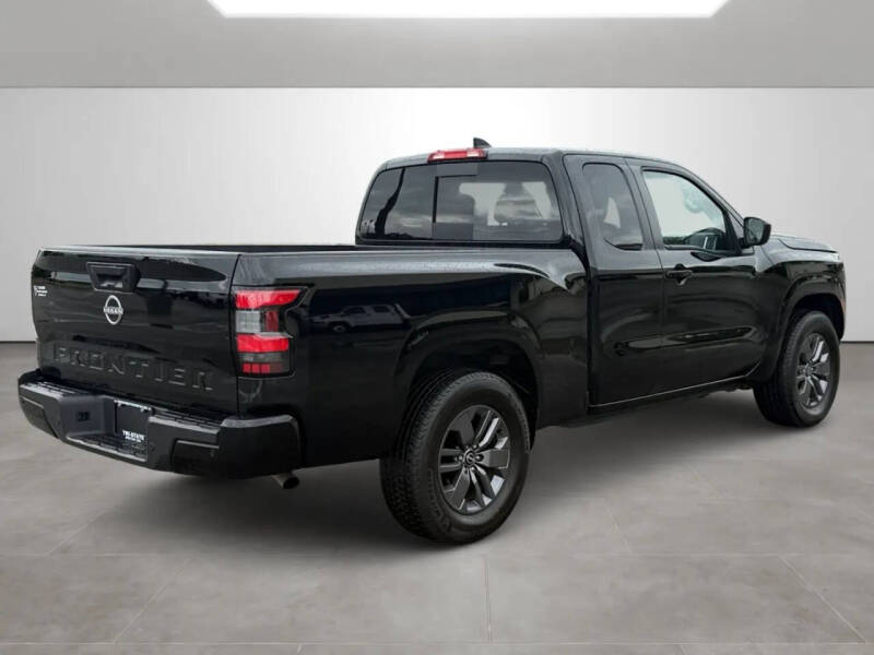 2025 Nissan Frontier