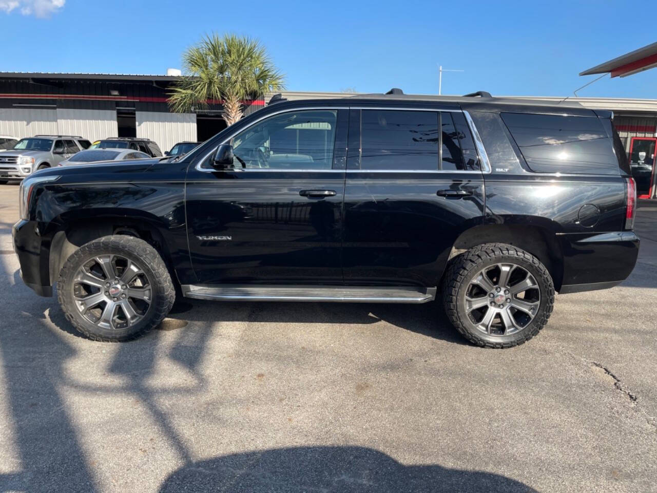 2016 GMC Yukon for sale at SMART CHOICE AUTO in Pasadena, TX