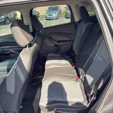 2019 Ford Escape S