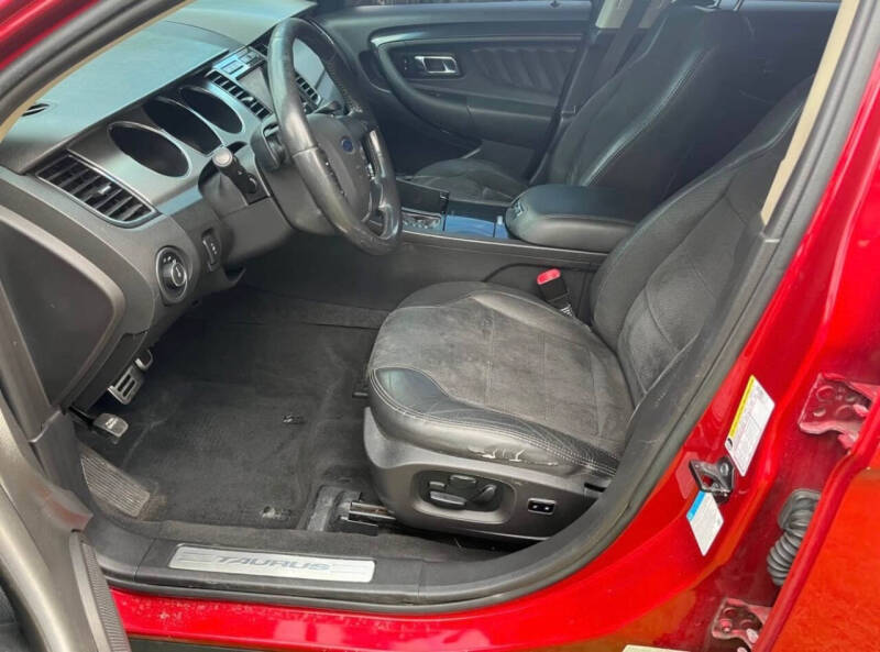 2010 Ford Taurus SHO