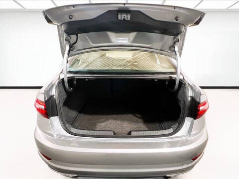 2020 Volkswagen Jetta R-Line