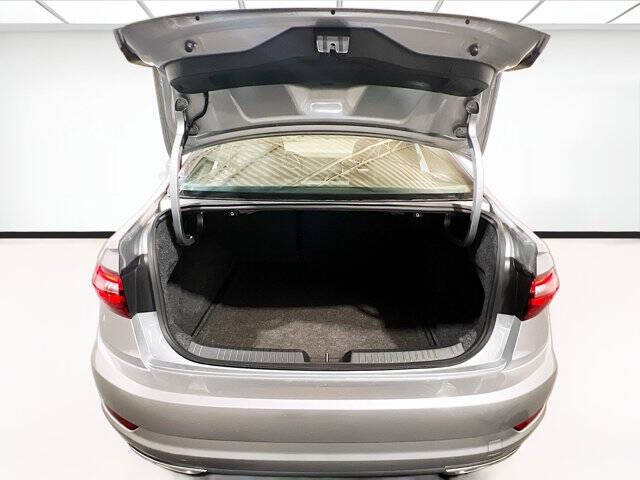 2020 Volkswagen Jetta R-Line