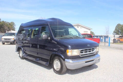 2000 Ford E-Series for sale at Auto Connection 210 LLC in Angier NC