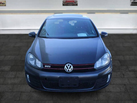 2010 Volkswagen GTI Base PZEV