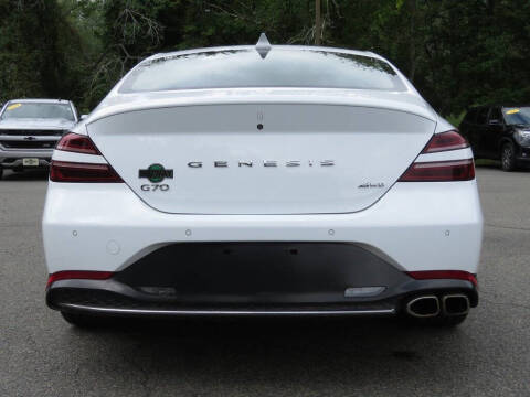 2022 Genesis G70