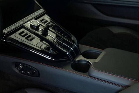 2025 Aston Martin Vantage