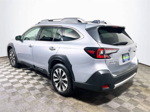 2025 Subaru Outback Touring