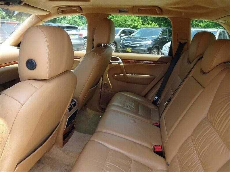 2004 Porsche Cayenne Turbo