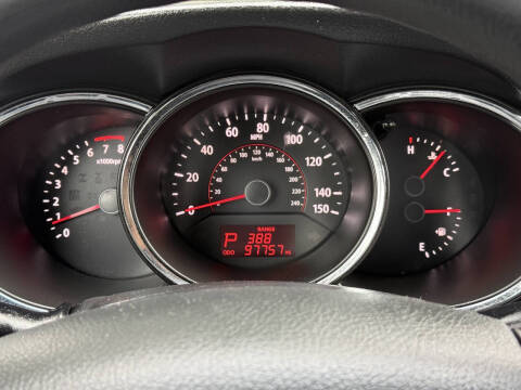 2011 Kia Sorento LX
