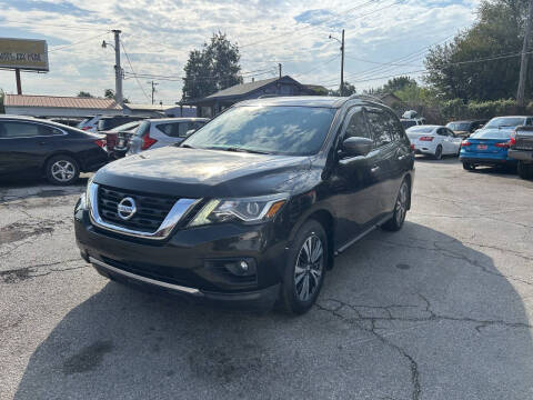 2017 Nissan Pathfinder SL
