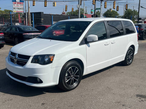 2018 Dodge Grand Caravan for sale at SKYLINE AUTO in Detroit MI