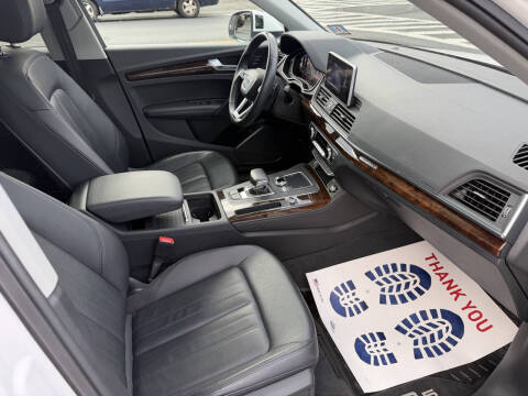 2020 Audi Q5 quattro Premium Plus 45 TFSI