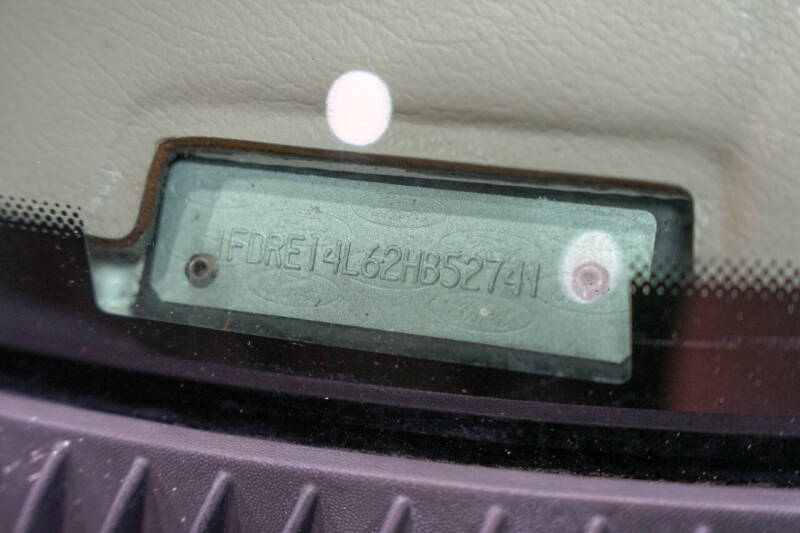2002 Ford E-Series E-150